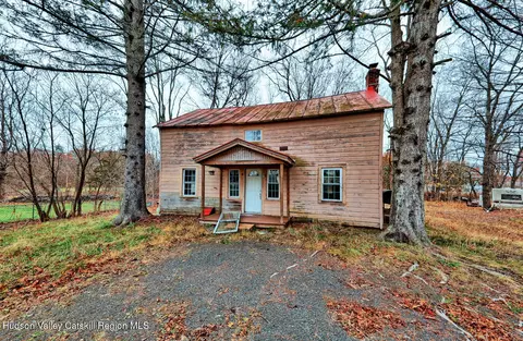 Exterior - 7548 Route 32, Cairo, NY 12413 photo 4 of 6