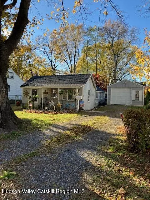 170 Broome St, Catskill, NY 12414