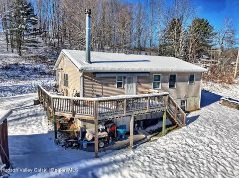 145 Spencer St, Gilboa, NY 12076
