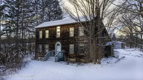 90 W End Rd, Hillsdale, NY 12529