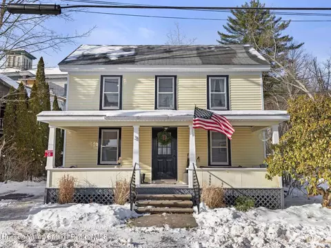 38 Elm St, Pine Hill, NY 12465