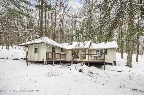 267 Reed Rd, Chatham, NY 12037