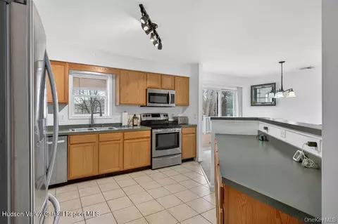 Kitchen - 15 Wright Ave, Hyde Park, NY 12538 photo 1 of 3