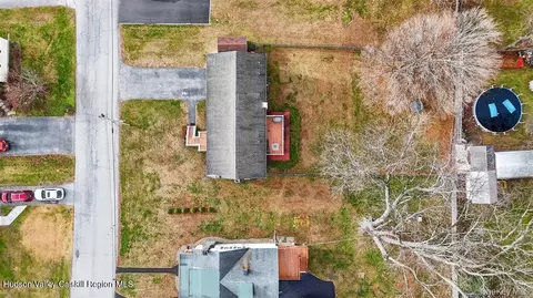 View/Area - 15 Wright Ave, Hyde Park, NY 12538 photo 2 of 4