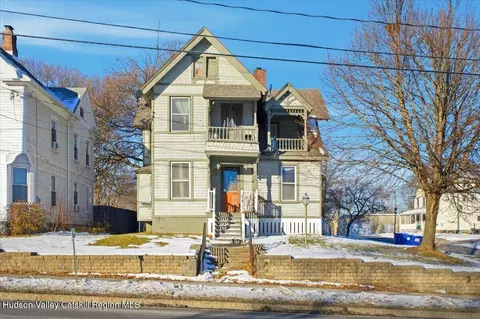 97 Maple Ave, Catskill, NY 12414