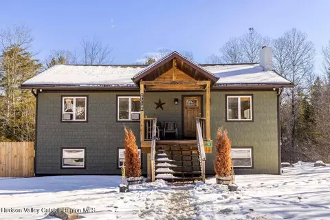 94 Brookside Dr, Tannersville, NY 12485
