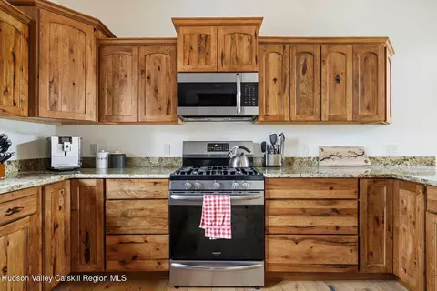 Kitchen - 78 Mitchell Hollow Rd, Windham, NY 12496 photo 3 of 5