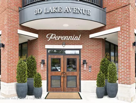 30 Lake Ave UNIT 306, Saratoga Springs, NY 12866