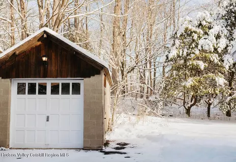 Exterior - 1271 Route 208, Wallkill, NY 12589 photo 4 of 8