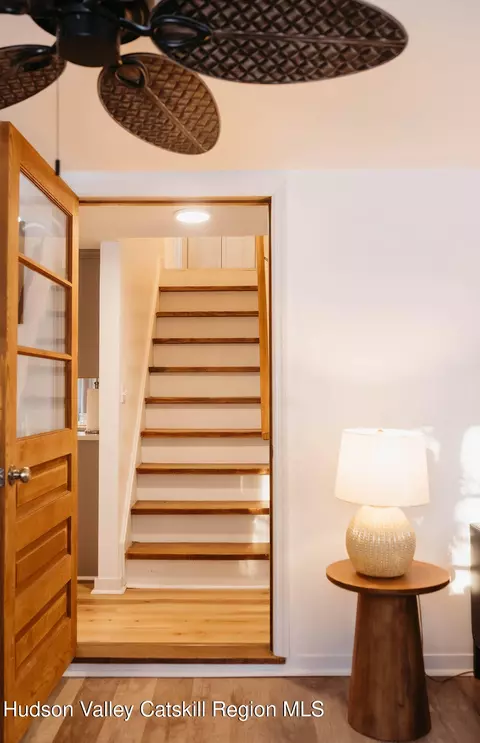 Entry Way - 1271 Route 208, Wallkill, NY 12589 photo 4 of 7