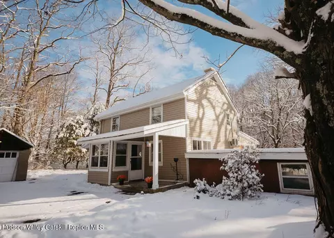 1271 Route 208, Wallkill, NY 12589