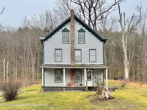 5208 Cauterskill Rd, Catskill, NY 12414