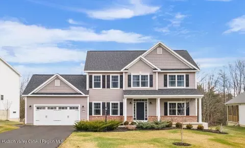 22 Edinburgh Ct, New Scotland, NY 12159