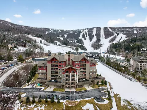 11 Whisper Creek Dr #504, Windham, NY 12496