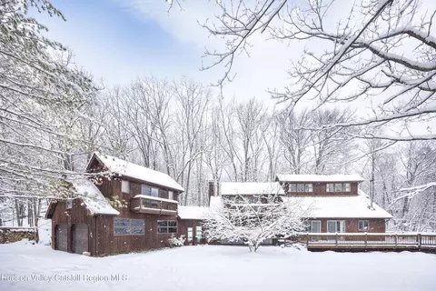58 Jones Quarry Rd, Woodstock, NY 12498