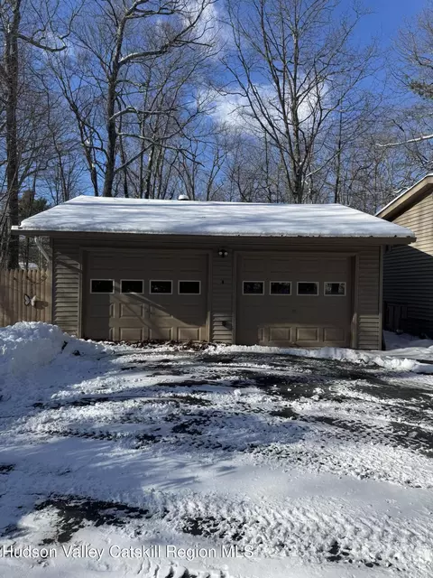 12 Easy St, Catskill, NY 12414 photo 3
