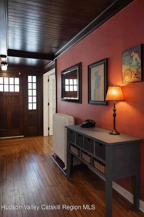 Entry Way - 30 Old Post Rd N, Red Hook, NY 12571 photo 2 of 3