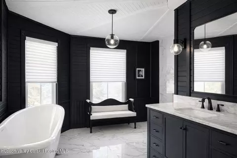 Bath - 30 Old Post Rd N, Red Hook, NY 12571 photo 3 of 8