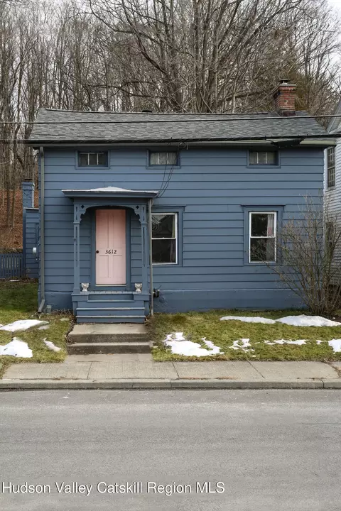 3612 Mechanic St, Kinderhook, NY 12106