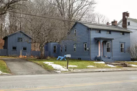 Exterior - 3612 Mechanic St, Kinderhook, NY 12106 photo 2 of 4