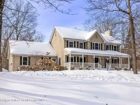 11 Tricia Blvd, Highland, NY 12528