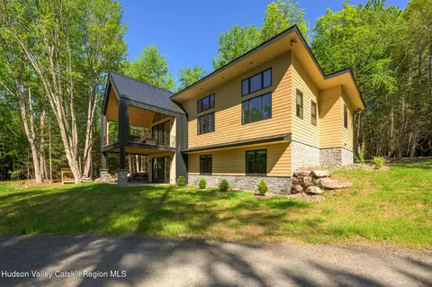 Exterior - 31 Windham Farms Rd, Windham, NY 12496 photo 2 of 8
