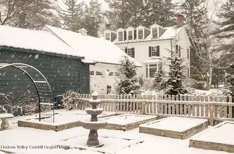 Exterior - 34 Broad St, Kinderhook, NY 12106 photo 7 of 7
