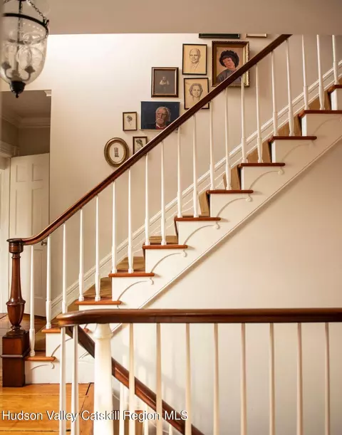 Entry Way - 34 Broad St, Kinderhook, NY 12106 photo 7 of 8