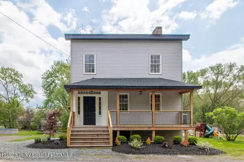 18 State Route 55, Napanoch, NY 12458
