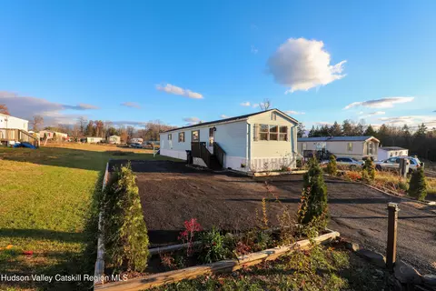 27 Trooper Dr #27, Hurley, NY 12443