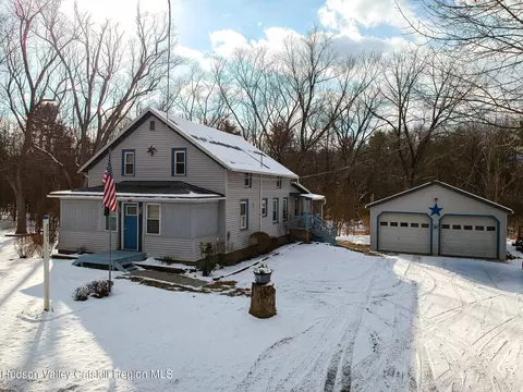 8901 New York 32, Cairo, NY 12413