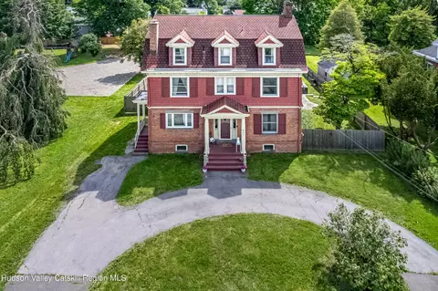 831 Wolcott Ave, Beacon, NY 12508
