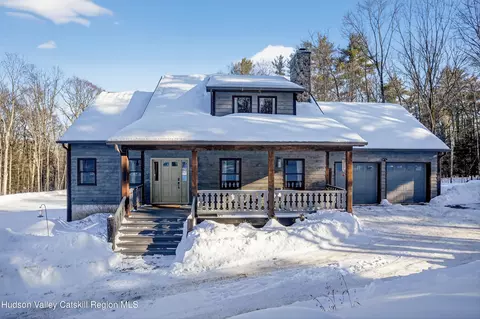 483 Acorn Hill Rd, Olivebridge, NY 12461