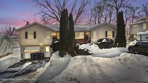 66-68 Post St, Saugerties, NY 12477