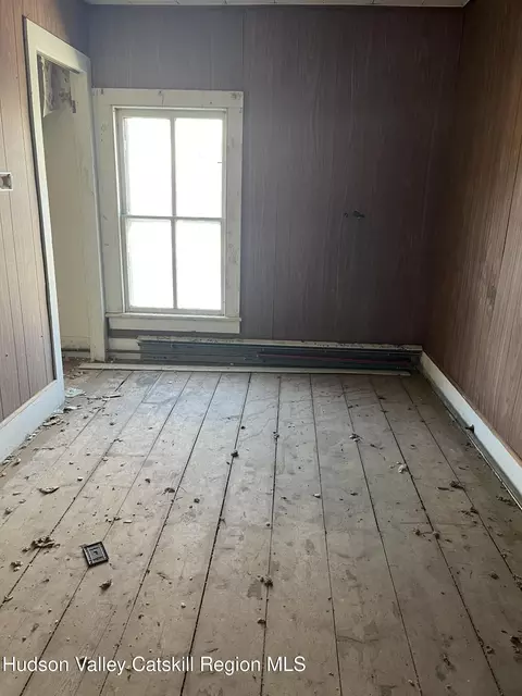 Bedroom - 519 Old Route 23, Acra, NY 12405 photo 3 of 4