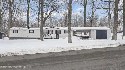 321 Tishauser Rd, Hudson, NY 12534