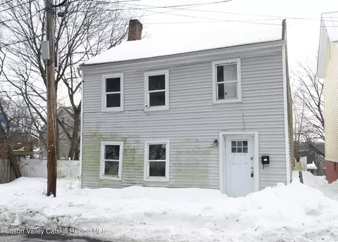 104 W Pierpont St, Kingston, NY 12401