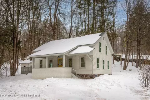 207 Walnut St, Margaretville, NY 12455