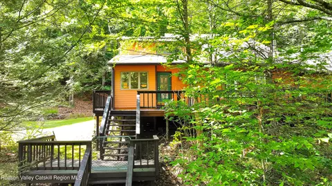 289 Red Falls Rd, Ashland, NY 12407