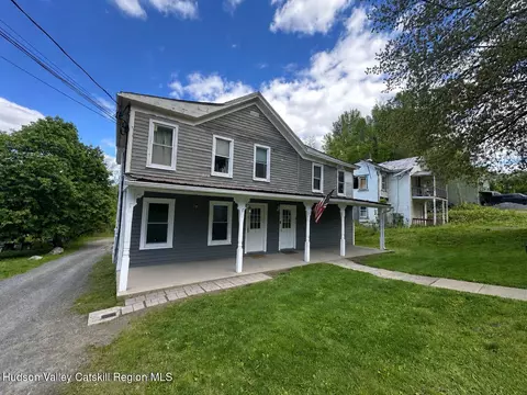 142 Main St, Philmont, NY 12565