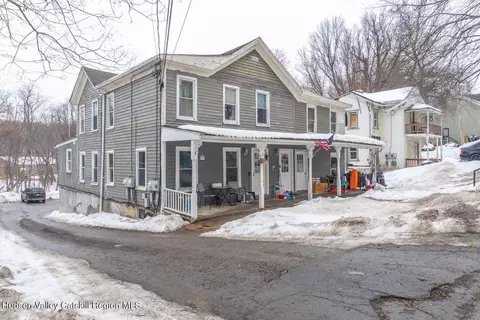 142 Main St, Philmont, NY 12565