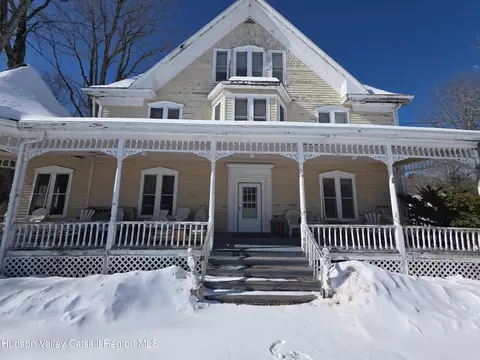 41 County Road 39, Round Top, NY 12473