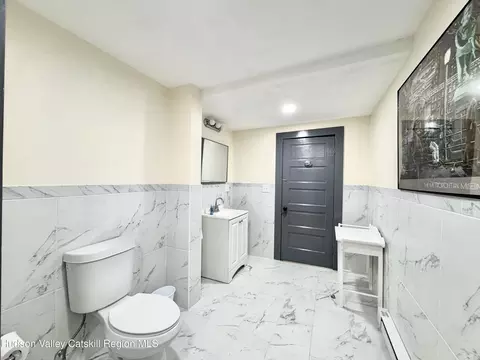 Bath - 1114 Main St, Catskill, NY 12414 photo 1 of 4