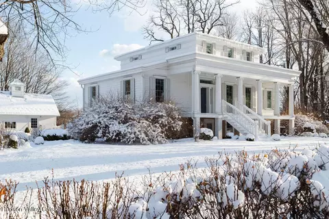 3705 Main St, Stone Ridge, NY 12484