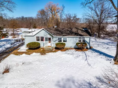 469 Tishauser Rd, Claverack, NY 12513