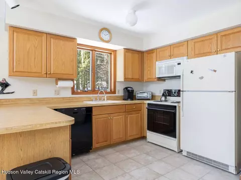 Kitchen - 114 Conifer Lake Rd W, Jewett, NY 12444 photo 1 of 3
