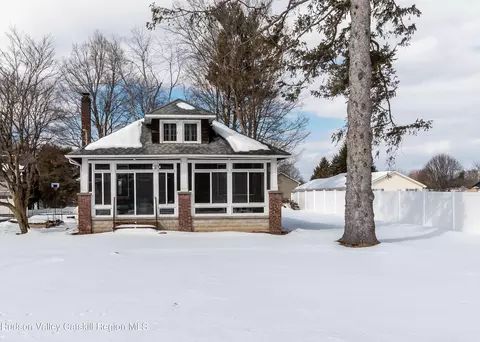 4018 Chatham St, Valatie, NY 12184