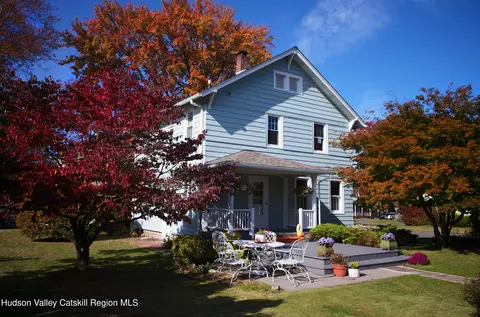 167-169 Bayard St, Port Ewen, NY 12466