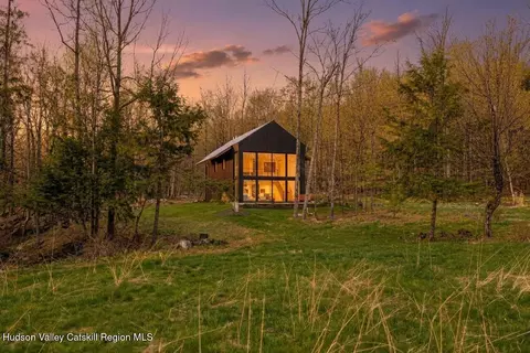529 Mt Guardian Road Ext, Shady, NY 12409