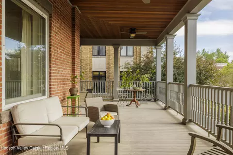 Exterior - 308 Main St, Catskill, NY 12414 photo 6 of 9
